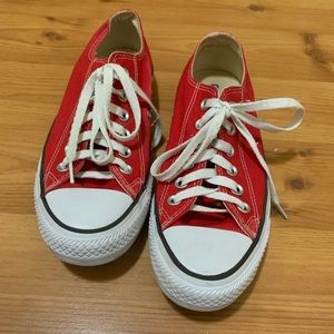 Red converse